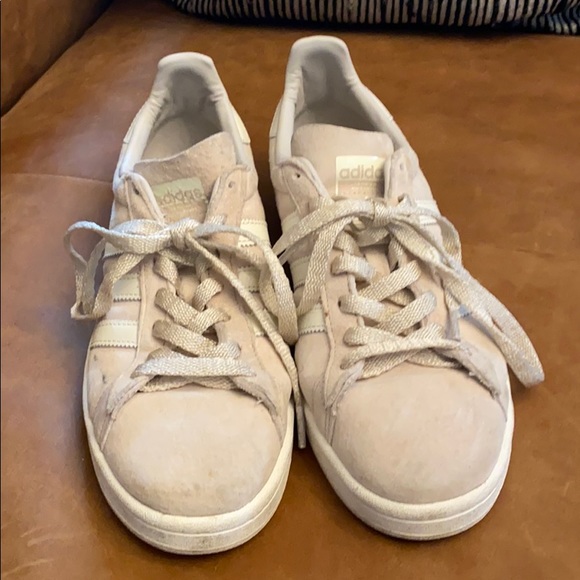 adidas campus tan